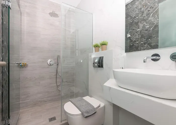 Polyxeni's 3* Limenas (Thasos)