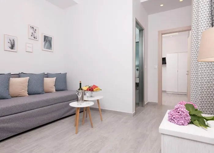 Polyxeni's 3* Limenas (Thasos)